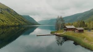 Chalet au bord d'un lac